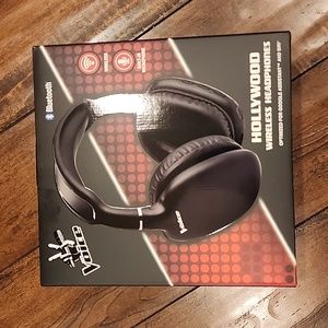 The Voice wireless headphones